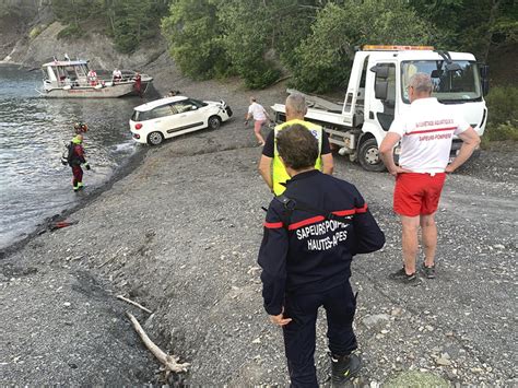 Hautes Alpes Ils voient leur voiture tomber dans le lac de Serre Ponçon