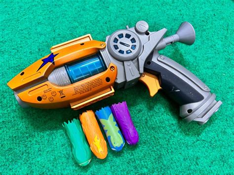 SLUGTERRA Entry Blaster and Slug Ammo-Eli s Blaster, Hobbies & Toys ...