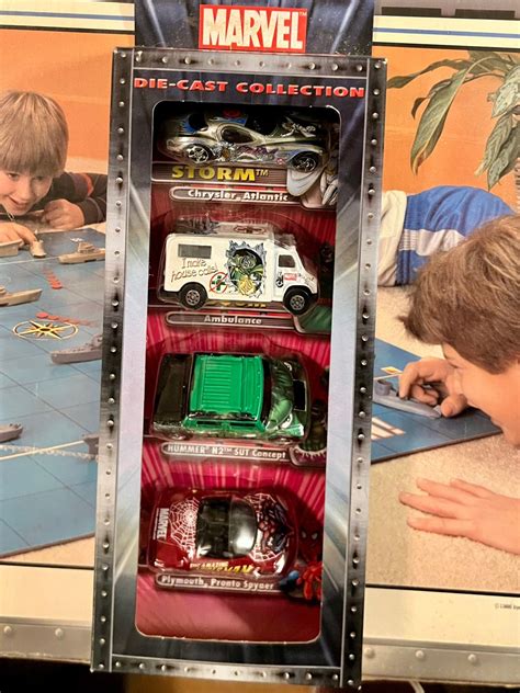 Marvel Comics Maisto Hot Wheels Di Cast Spider Man Plymouth Pronto