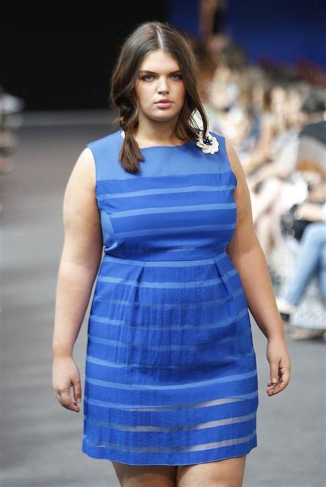 Modelki plus size na wybiegu w Madrycie ZDJĘCIA Pudelek