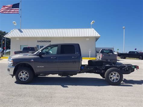 New 2020 RAM 3500 Chassis Cab SLT With Navigation