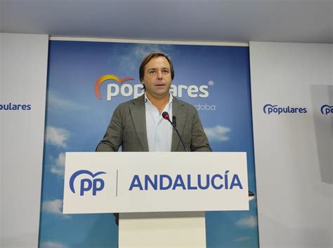 El PP de Andalucía acusa al PSOE A de traicionar a los andaluces al