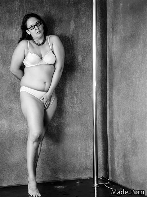 Porn Image Of 40 Choker Sweat Stripper Brunette Black Full Shot Created By AI