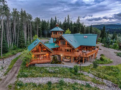 Luxury real estate: Here are 4 unique property listings in BC