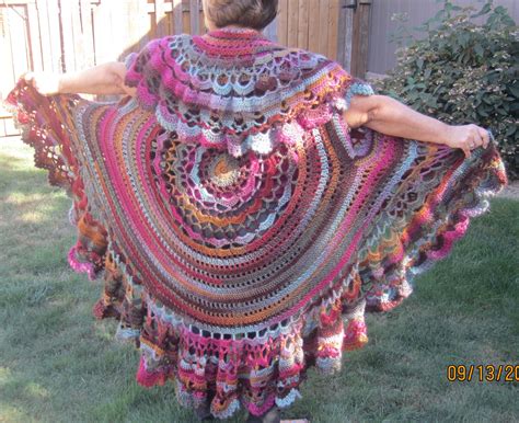 Crochet Mandala Pattern Crochet Poncho Patterns Crochet Shawl Crochet Waistcoat Cozy Cover