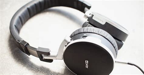 Review: Noise-Canceling Headphones | WIRED