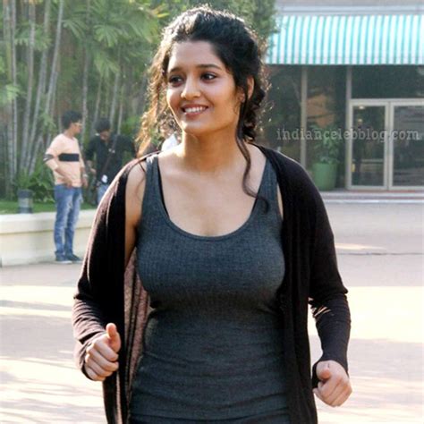 Ritika Singh Tamil Film Actress CTS Hot Pic Indiancelebblog