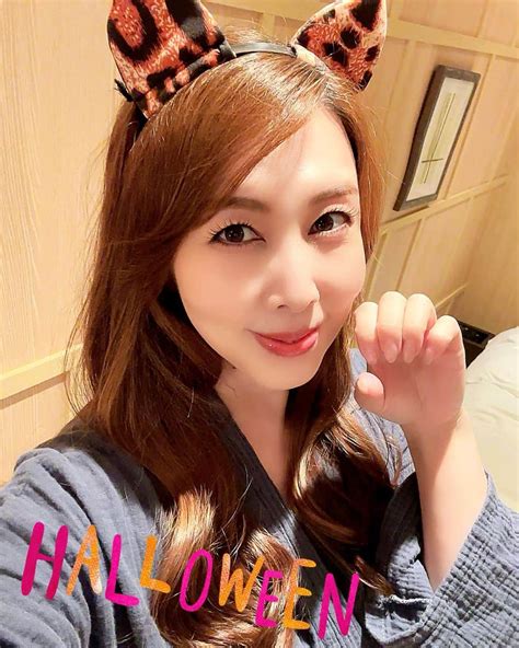 風間ゆみさんのインスタグラム写真 風間ゆみinstagram「「trick Or Treat！」 オトナの貴方にはエロスを💋