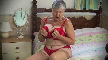 EuropeMaturE Vieja Rubia Dama Masturbándose Su Coño XVIDEOS