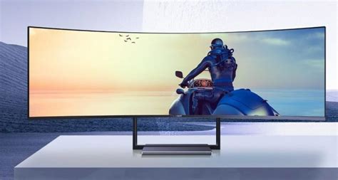 TCL muestra gigantescos monitores 8K con 57 y 65 pulgadas a 120 Hz
