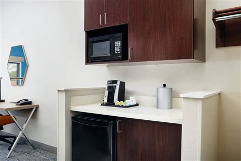 Holiday Inn Express & Suites Bridgeport, an IHG Hotel Reviews, Deals & Photos 2023 - AARP Travel ...