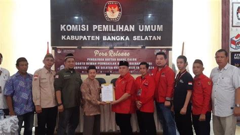 DPC PDIP Bangka Selatan Daftarkan 30 Bacaleg Target 8 Kursi Di DPRD