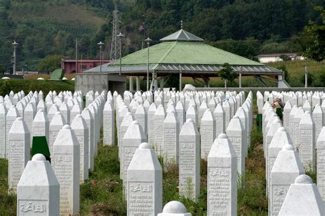 Wachsende Erinnerungskultur Friedensmarsch zurück nach Srebrenica