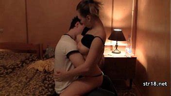 Chaud Jeune Couple Ayant Des Rapports Sexuels XVIDEOS