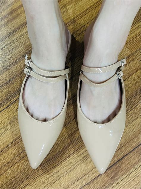 Brand New Nude Flats Women S Fashion Footwear Flats Sandals On