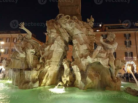 Piazza Navona fountain in Rome 26303664 Stock Photo at Vecteezy