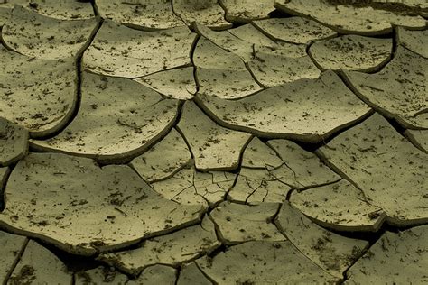 Cracked - TutorialChip 