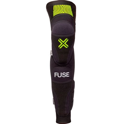 Fuse protection Omega Knee Guards, Black | Bikeinn