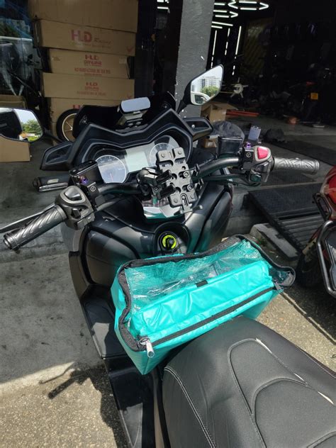 Yamaha Xmax Naked Bar Clamp Motorcycles Motorcycle Accessories On Carousell