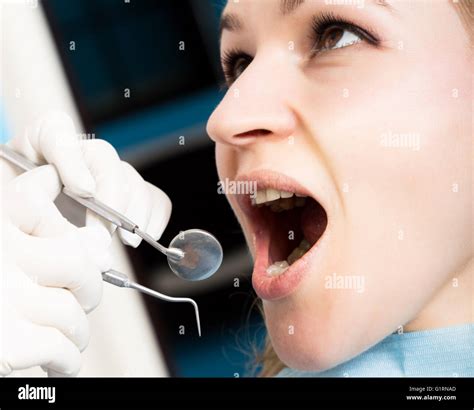 The Reception Was At The Female Dentist Doctor Examines The Oral