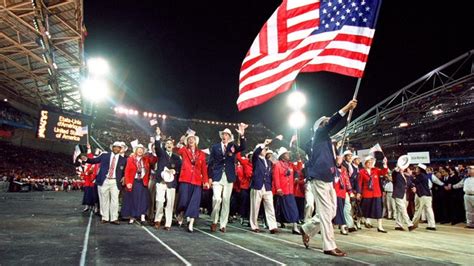 Lebron James Is Team Usa S Flag Bearer Full History Of Olympic Honor