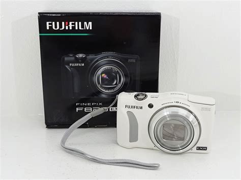 ジャンク Fujifilm 富士フイルム デジタルカメラ Finepix F820exr ホワイト デジカメファインピックス Hd407