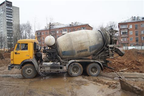 Купить бетонную смесь в Москве с доставкой - Низкие цены за 1 куб(м3 ...