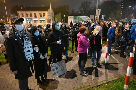 Kolejny Protest W Obronie Kobiet I Blokada Samochodowa W Kielcach