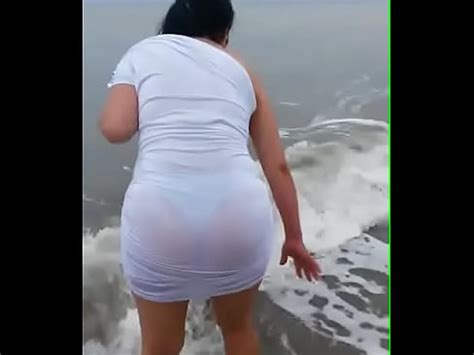 Mi Novia En La Playa Con Su Rica Tanga Marcada XVIDEOS