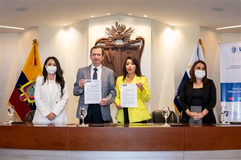 UTPL Y Ministerio De Gobierno Firman Convenio Para Fomentar Una Cultura