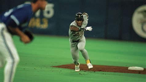 Mlbs All Time Stolen Base Leader Rickey Henderson Dead At Age 65