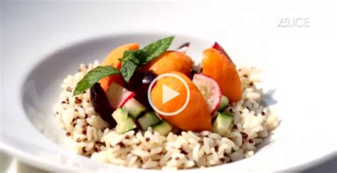 Insalata Di Riso E Quinoa Con Verdura E Frutta