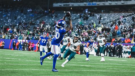 Tyrod Taylor hits Richie James for 19-yard TD | Giants vs. Eagles ...