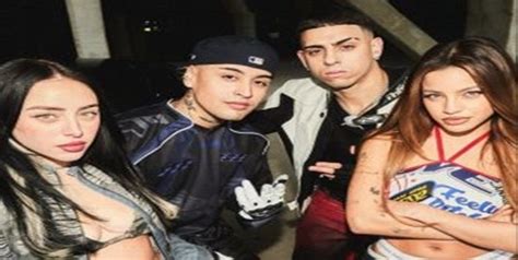 Mesita Publica Remix De «una Foto Con Emilia Nicki Nicole Y Tiago Pzk