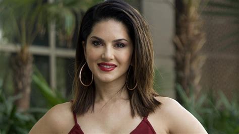 Sunny 5 Leone Page Hot Sex Picture