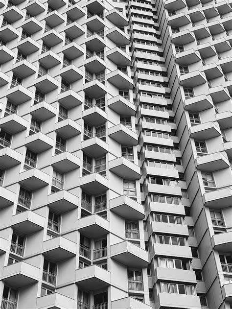 A Very Tall Building With Lots Of Windows Photo Free Rennes Image On Unsplash