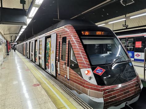 Metro De Madrid Tren De La Navidad Christmas Tra Flickr