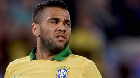 Koka M E De Daniel Alves Exp E Mulher Que Acusa Filho De Estupro