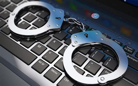 Cyber Crime Law In Uae Social Media Defamation And Insulting