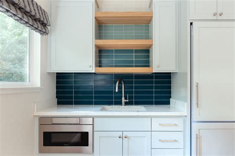 Ombre Matte Glass Backsplash Fireclay Tile