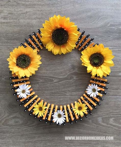 How To Make A Beautiful Clothespin Sunflower Wreath Tutorial