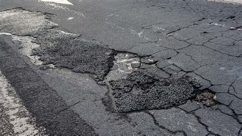 Um Buraco Na Estrada Danificou Lhe O Veículo Saiba O Que Fazer