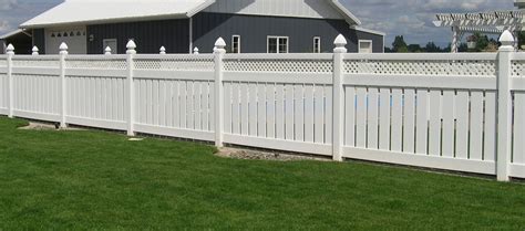 Vinyl Semi Private Fencing Ricks Custom Fencing And Decking