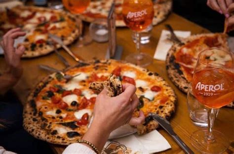 Where to Eat the Best Pizza in Florence: Top 10 Pizzerias in Town ...