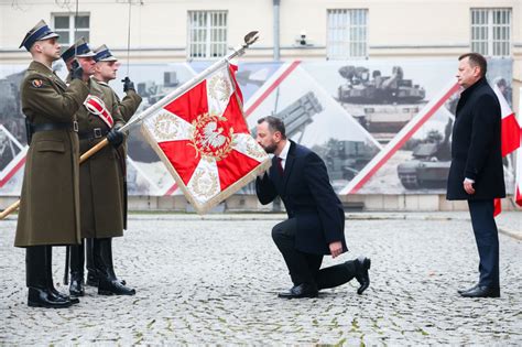 Minister Obrony Niemiec Chcia Bym Przyjecha Do Polski Jak Najszybciej