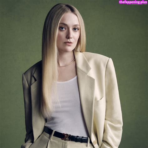 Dakota Fanning Dakotafanning Nude Onlyfans Photo The Fappening