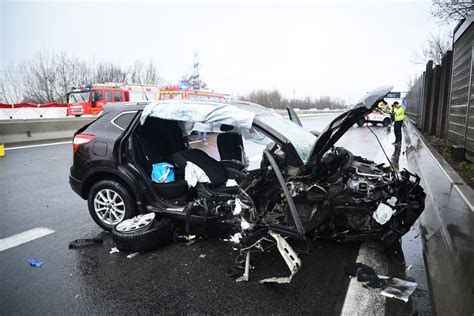 Falschfahrer Verursacht Verheerenden Unfall Auf A5 Vier Teils