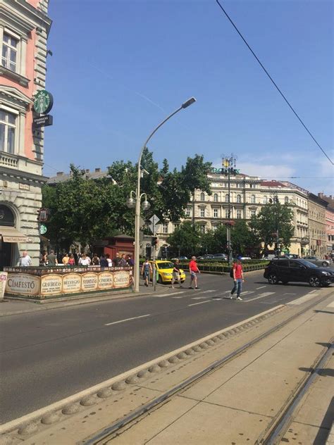 上海女建筑师在布达佩斯街头寻找邬达克，拍下的老建筑几乎和百年前一样手机新浪网