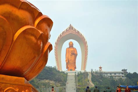 World S Tallest Buddha Statue In Donglin Temple[5] Cn