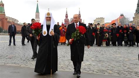 Patriarch Kirill: How Important Is His Support for Putin?